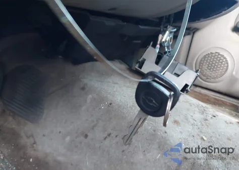 2000 Chevrolet S-10 Ls z USA, uszkodzony, nr VIN 1GCCS1956Y8218128